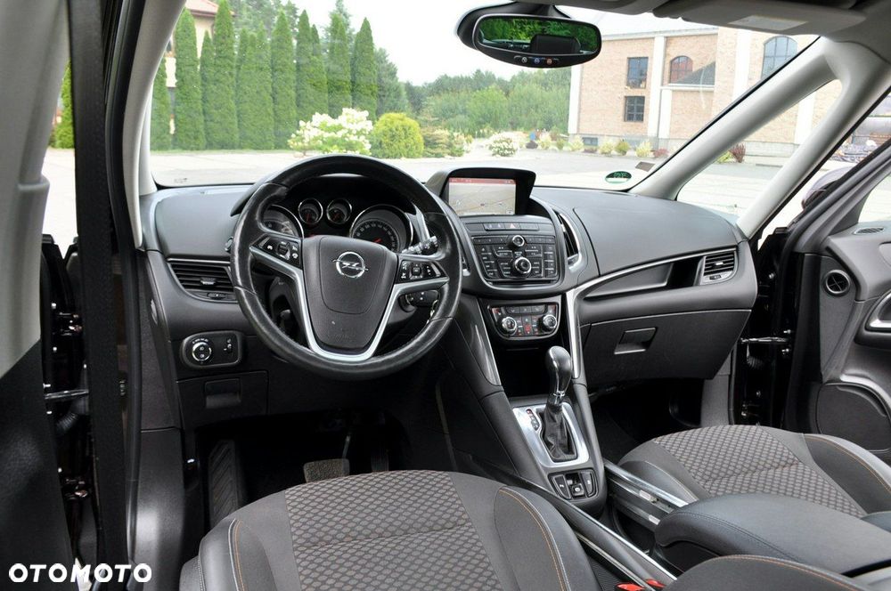 Opel Zafira - 28