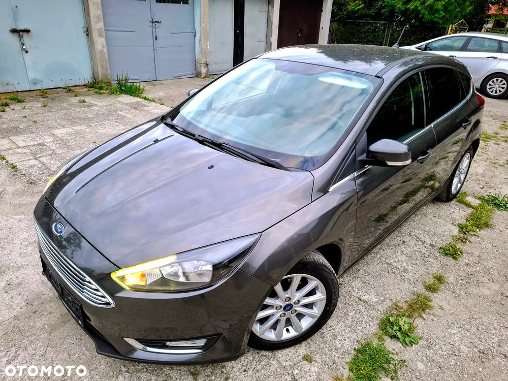Ford Focus - 30