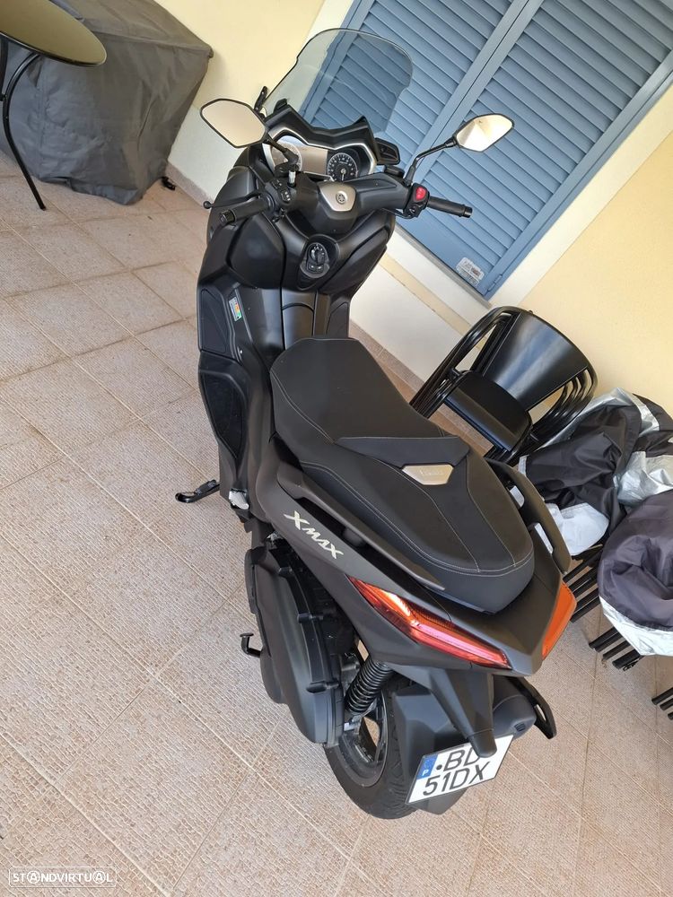 Yamaha X-Max - 3