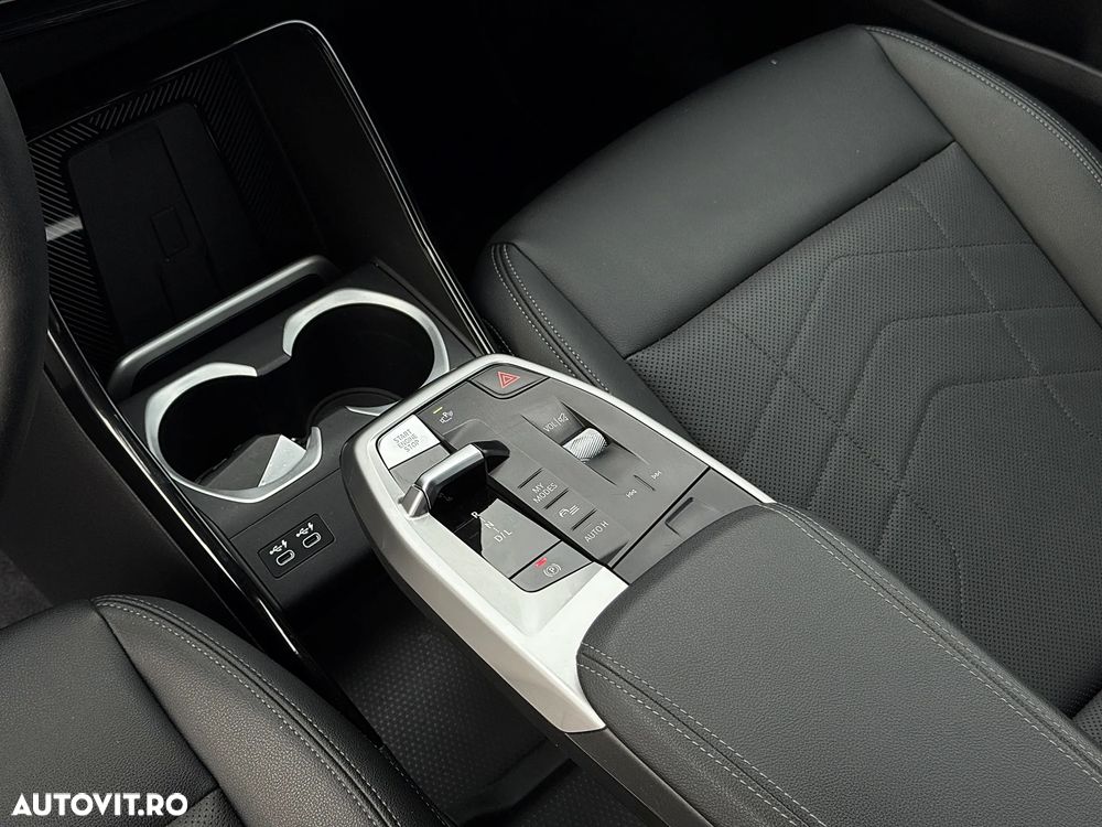 BMW X1 xDrive20d AT MHEV - 26