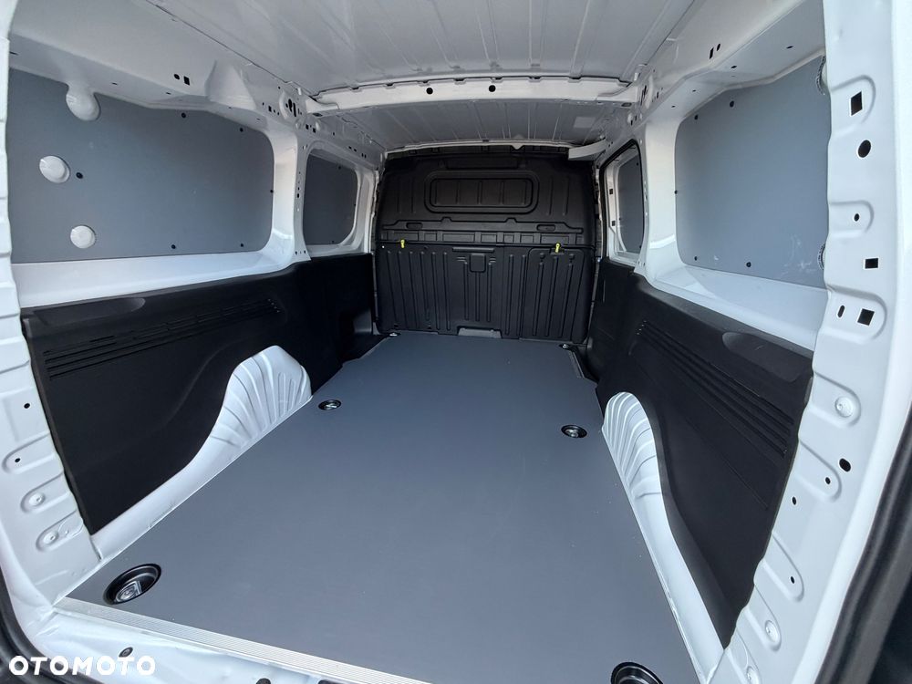 Toyota Proace City - 22