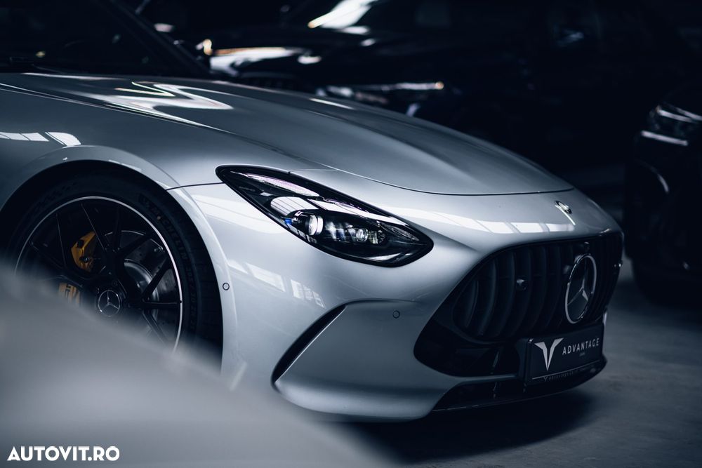 Mercedes-Benz AMG GT - 15