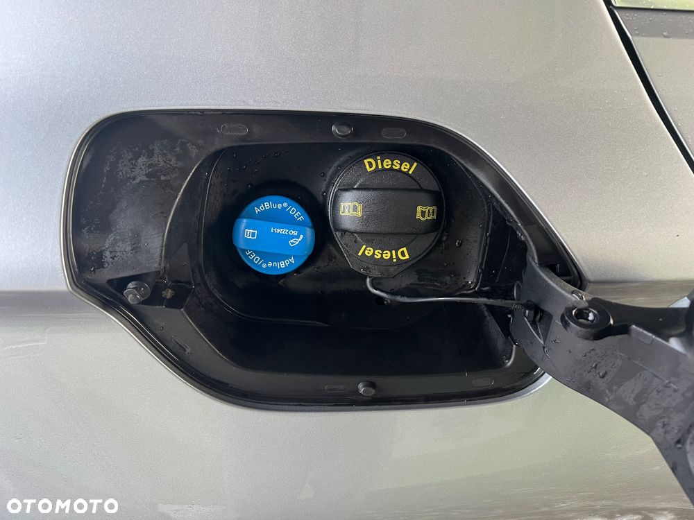 Volkswagen Passat 2.0 TDI BMT Comfortline - 16