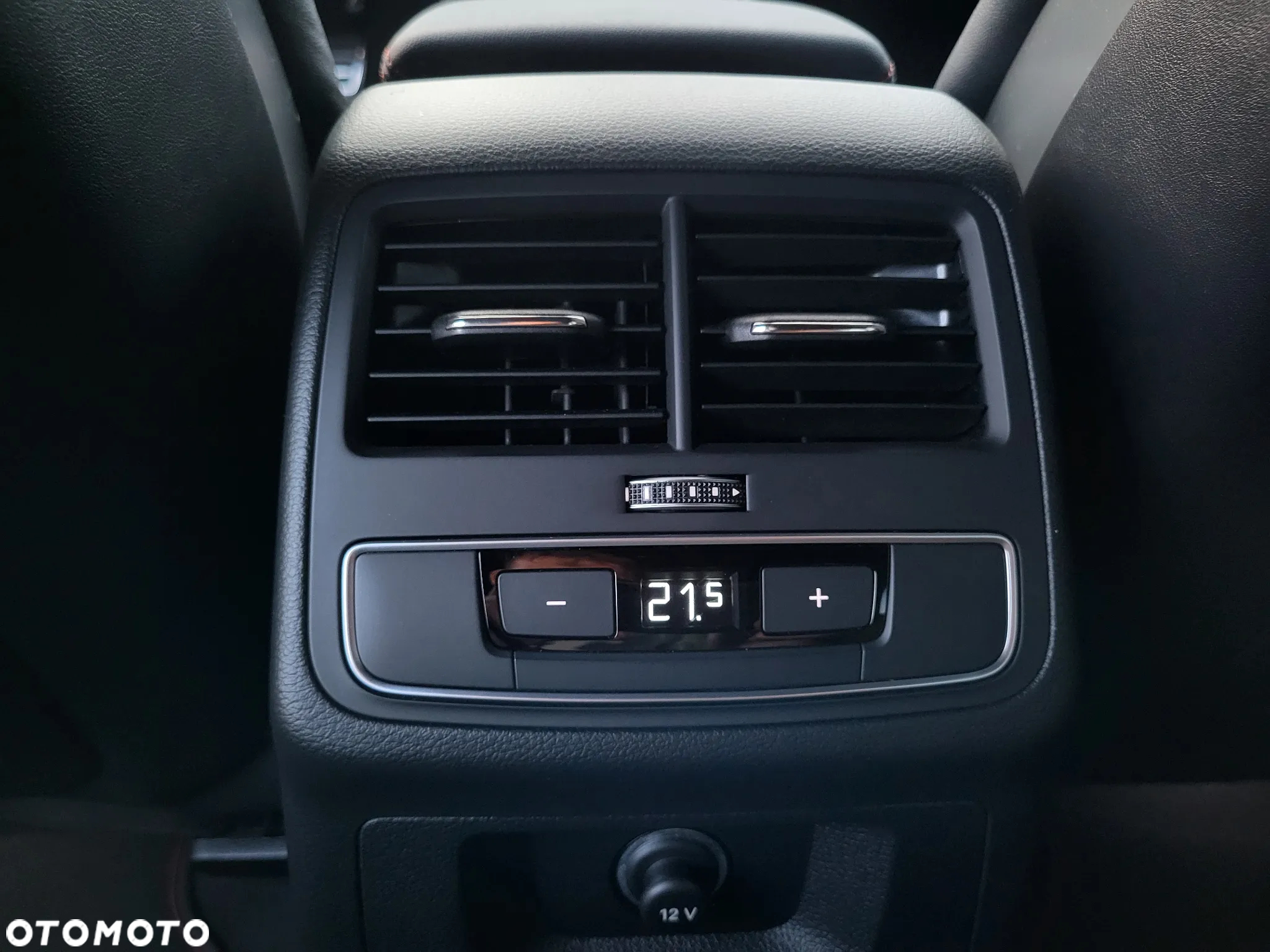 Audi A4 Avant 40 TDI quattro S tronic S line - 35