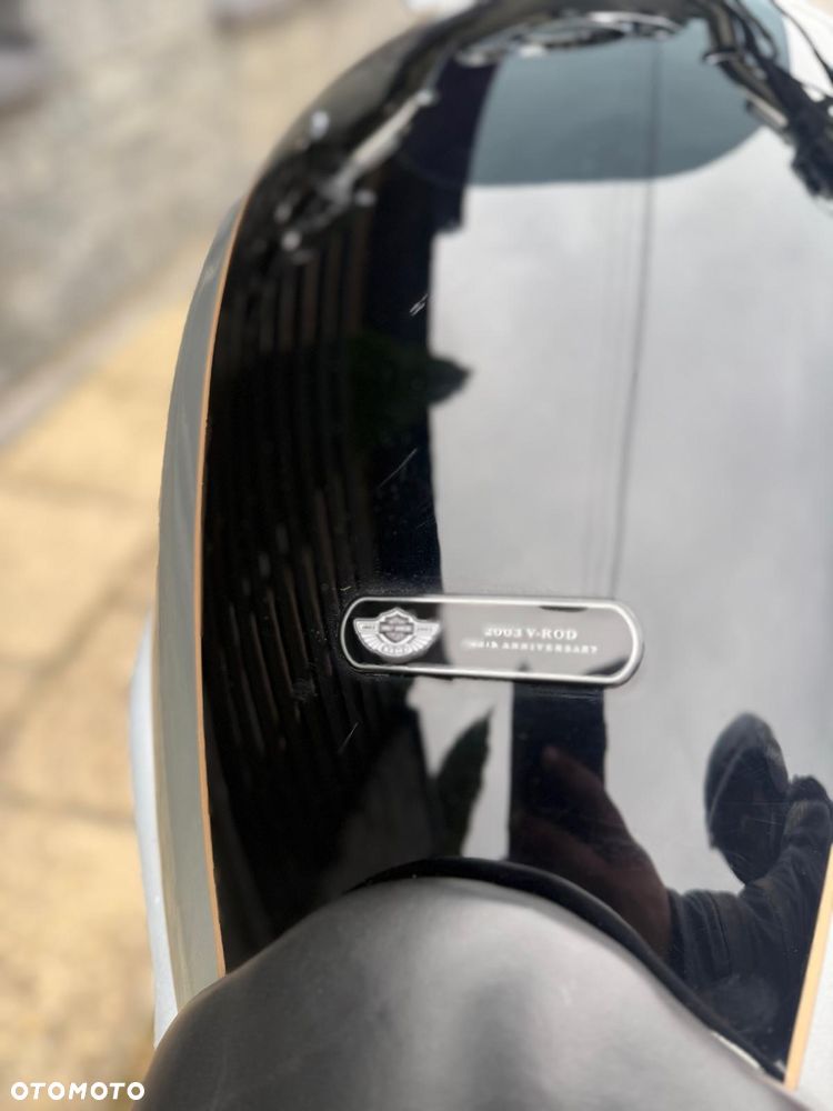 Harley-Davidson V-Rod Street Rod - 18