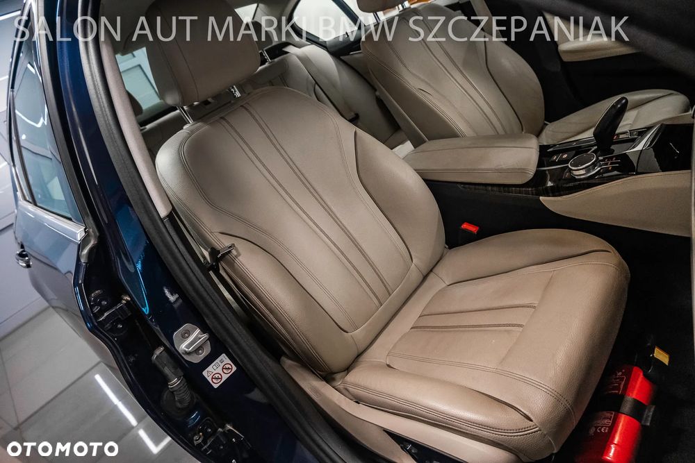 BMW Seria 5 520d xDrive Luxury Line - 34