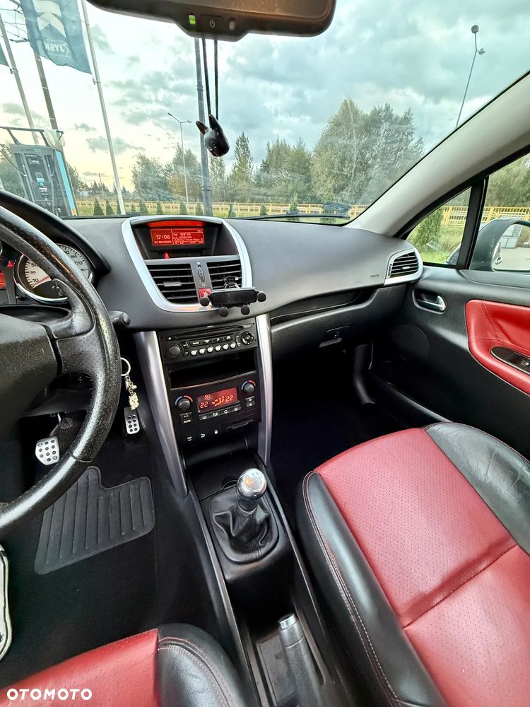 Peugeot 207 CC - 15