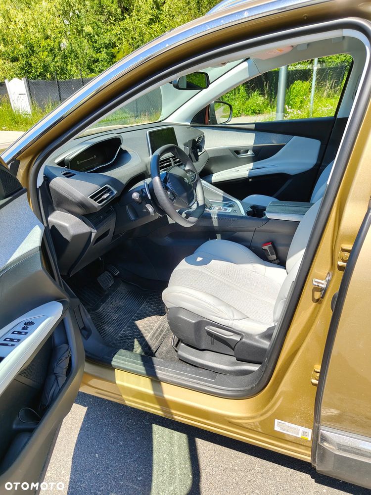 Peugeot 3008 1.6 BlueHDi Allure S&S EAT6 - 17