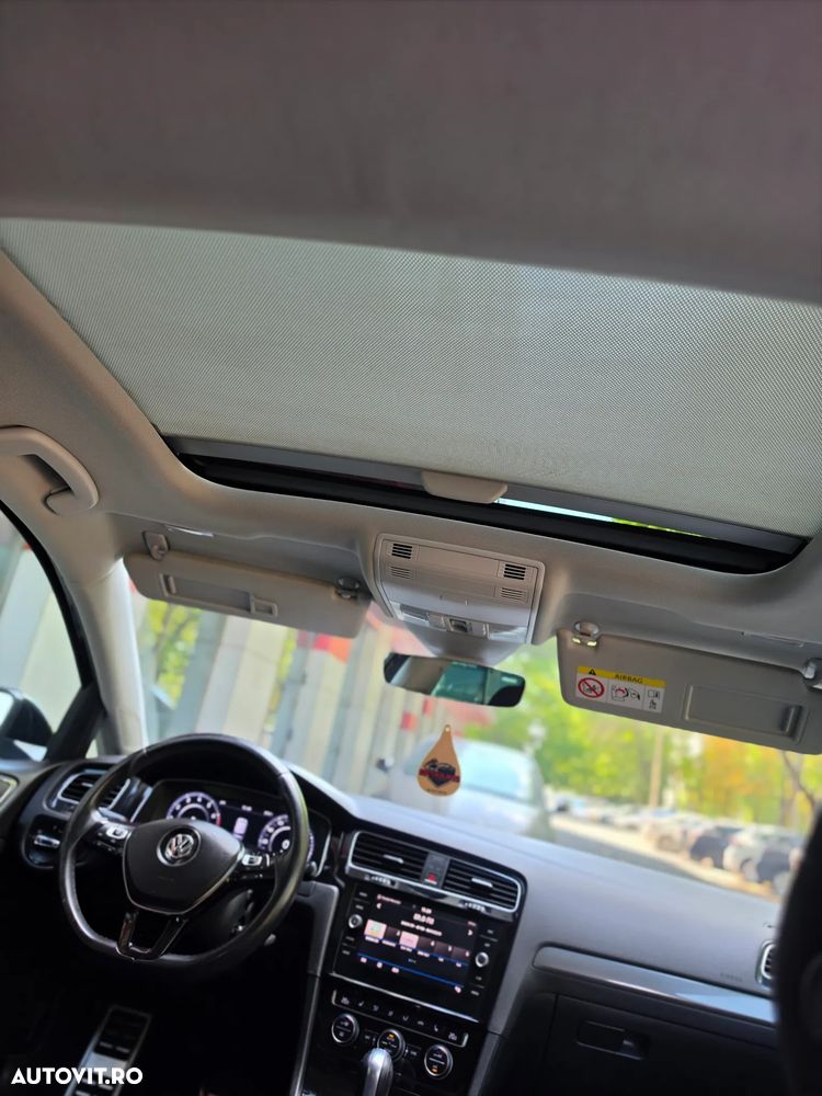 Volkswagen Golf 1.5 TSI ACT DSG Join - 10