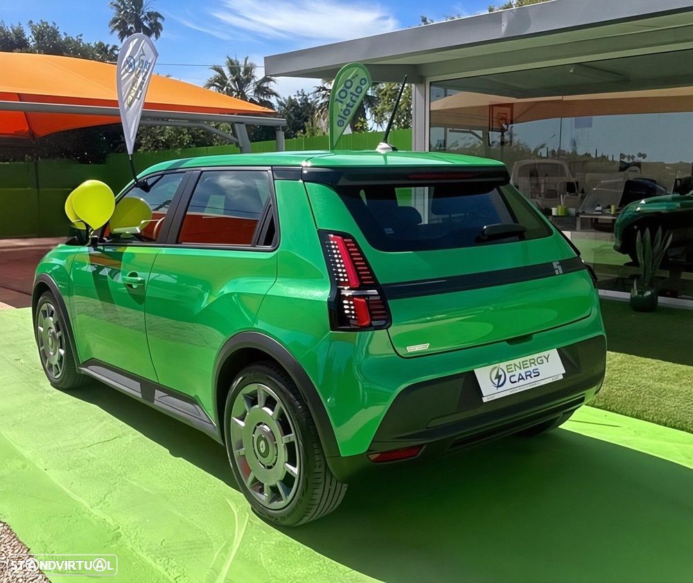 Renault 5 E-Tech 40 kWh Evolution Autonomia Urbana - 11