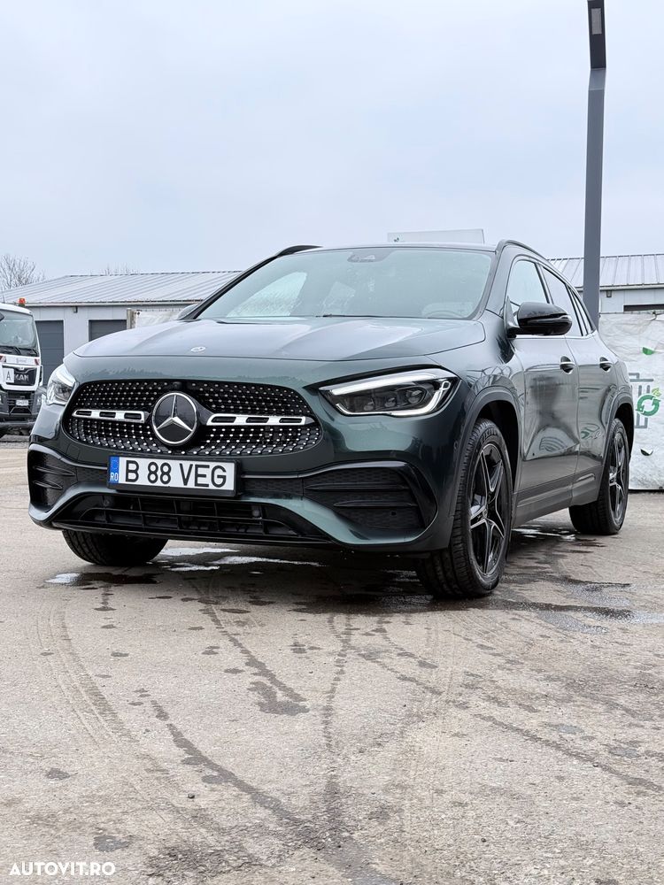 Mercedes-Benz GLA - 2