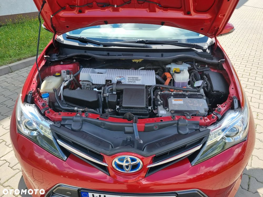 Toyota Auris 1.8 HSD Luna - 23