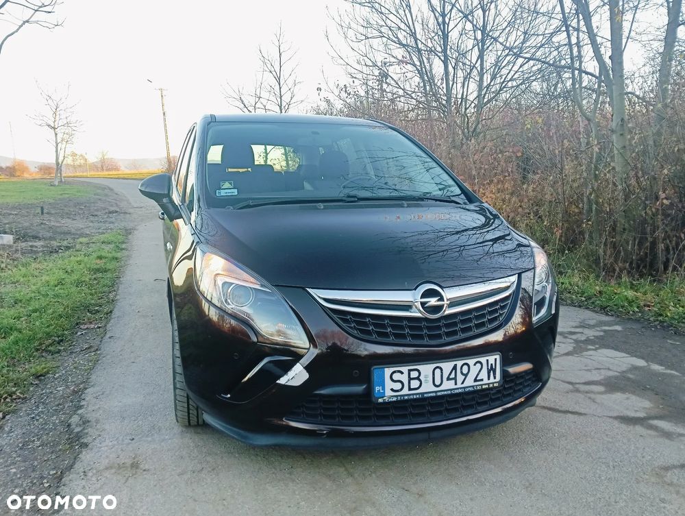 Opel Zafira Tourer 1.4 Turbo drive - 1