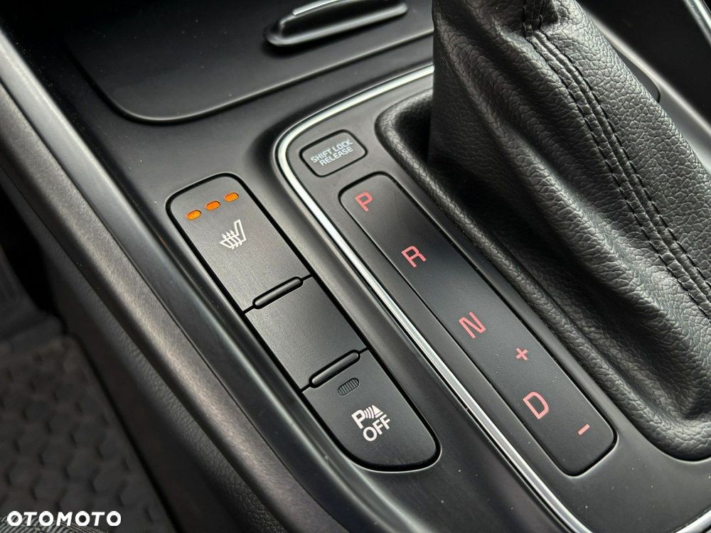 Kia Carens 2.0 GDI Automatik Edition 7 - 18