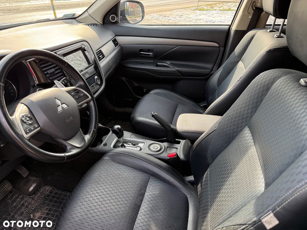 Mitsubishi Outlander 2.0 Intense Comfort 4WD CVT - 10