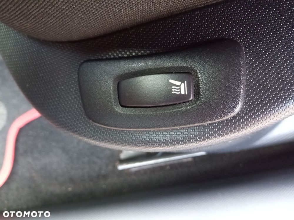 Renault Clio 0.9 Energy TCe Limited EU6 - 21