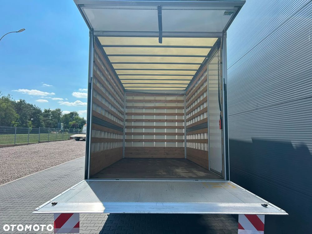 Iveco Daily 40C18 35C18 3.0 HPI Hi-Matic Kontener 8 palet + winda 1000kg + drzwi boczne **Kamera**Klima**LED**Super stan**2023R** - 8