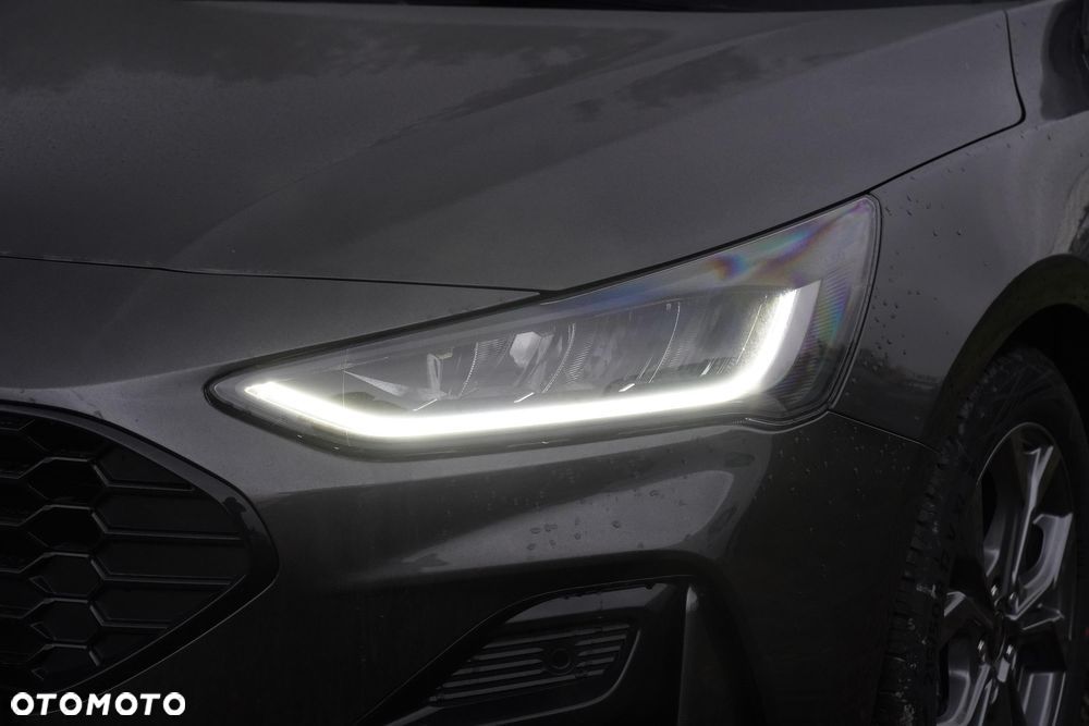 Ford Focus 1.0 EcoBoost mHEV ST-Line X - 19