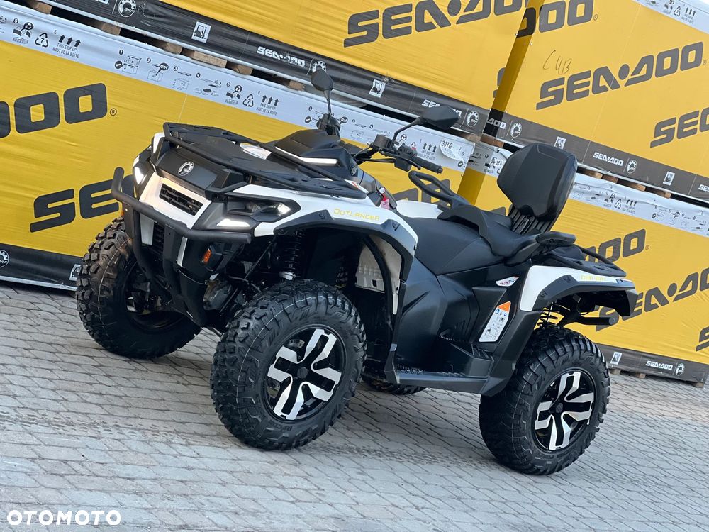 Can-Am Outlander - 10
