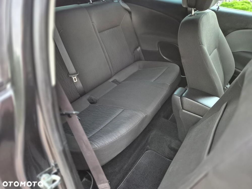 Opel Astra - 28