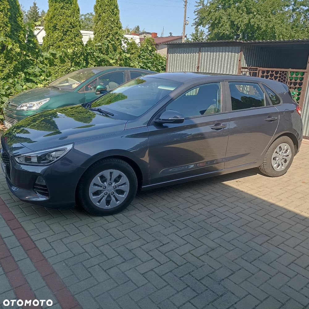 Hyundai i30 1.6 D Comfort - 3