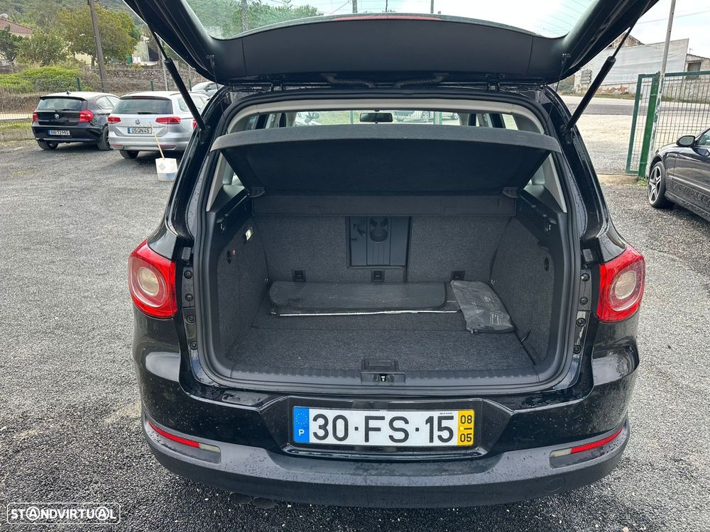 VW Tiguan 2.0 TDI Sport 4Motion - 11