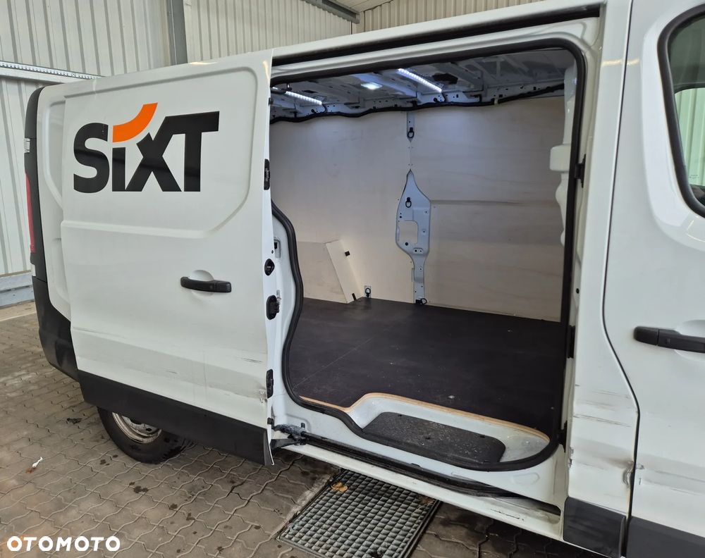 Renault Trafic - 11