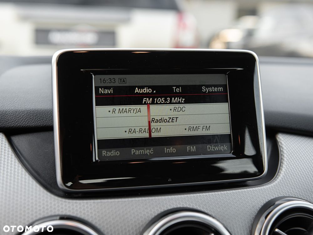 Mercedes-Benz Klasa B 220 4Matic 7G-DCT Edition - 22