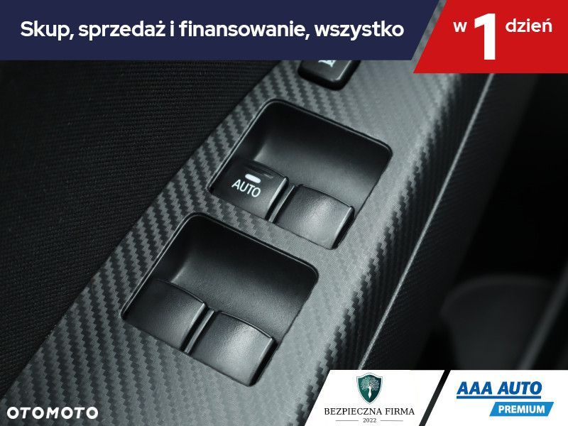 Mitsubishi Space Star - 18