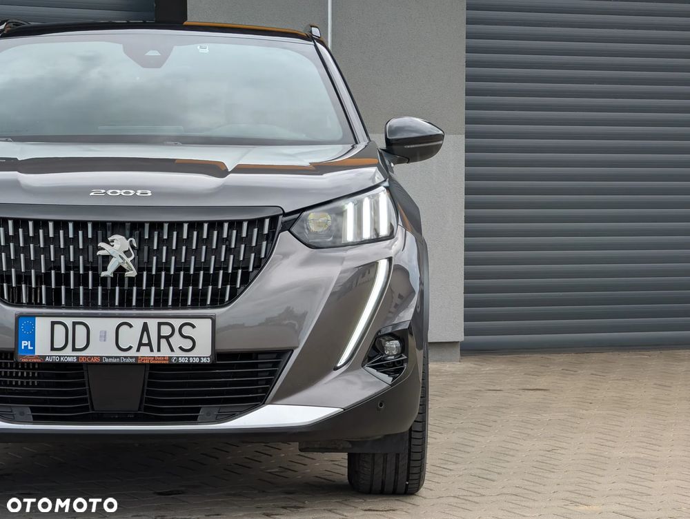 Peugeot 2008 PureTech 130 EAT8 GT - 6
