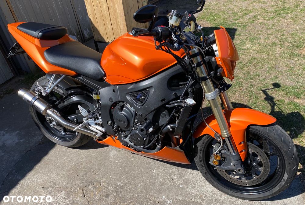 Yamaha YZF - 1