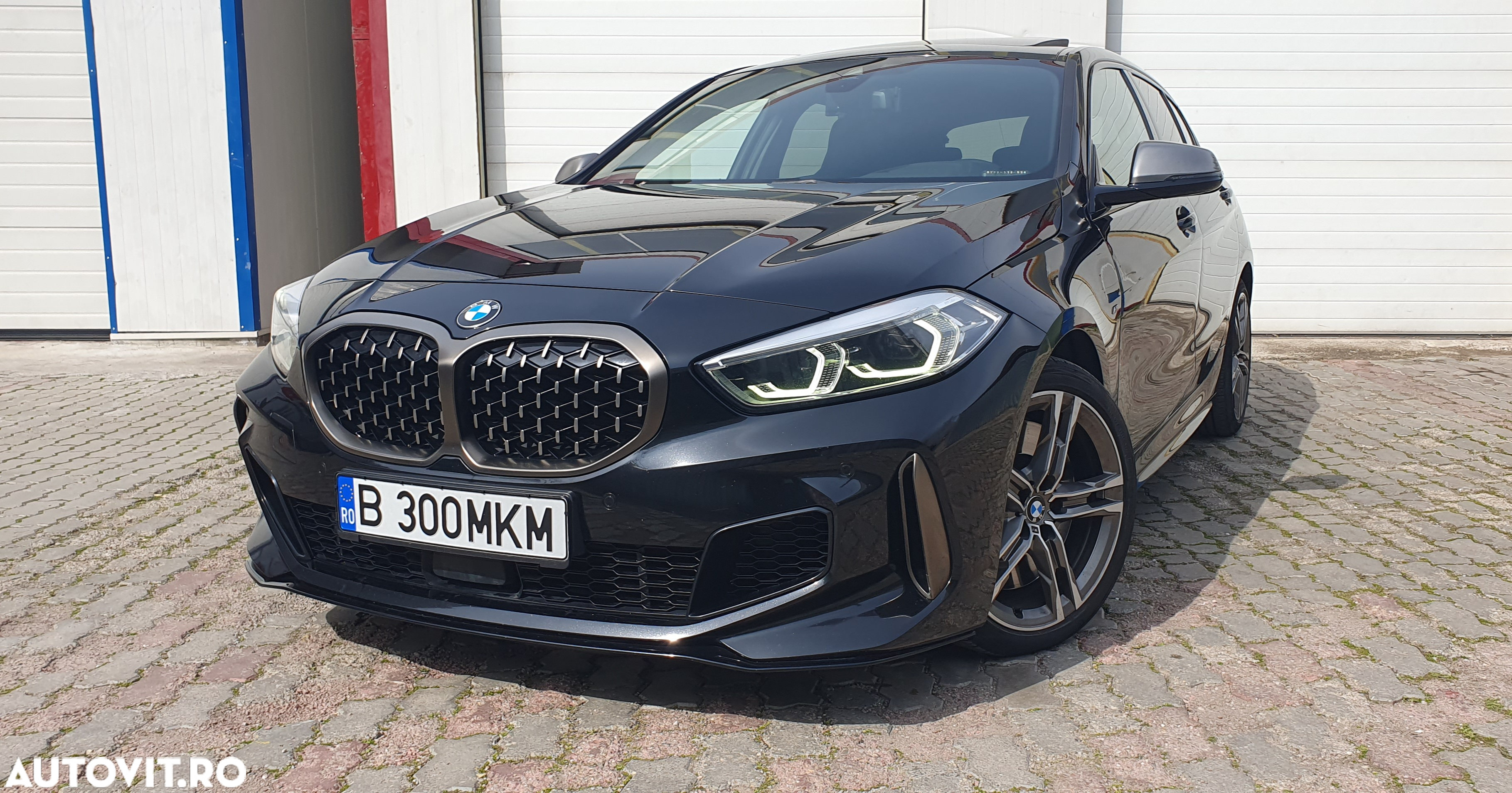 BMW M1 M135i xDrive - 18