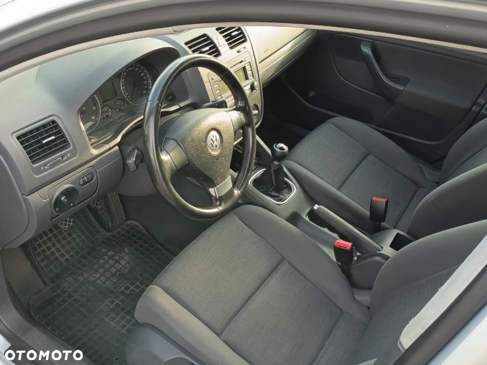 Volkswagen Golf 1.6 Sportline - 6