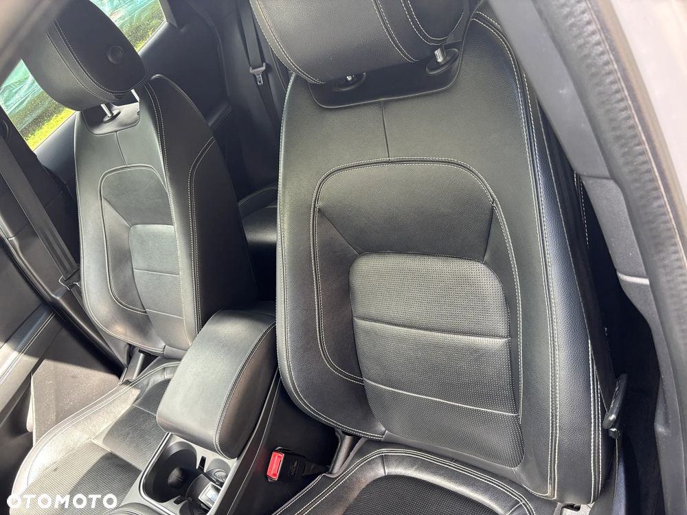 Jaguar E-Pace D180 AWD R-Dynamic SE - 12