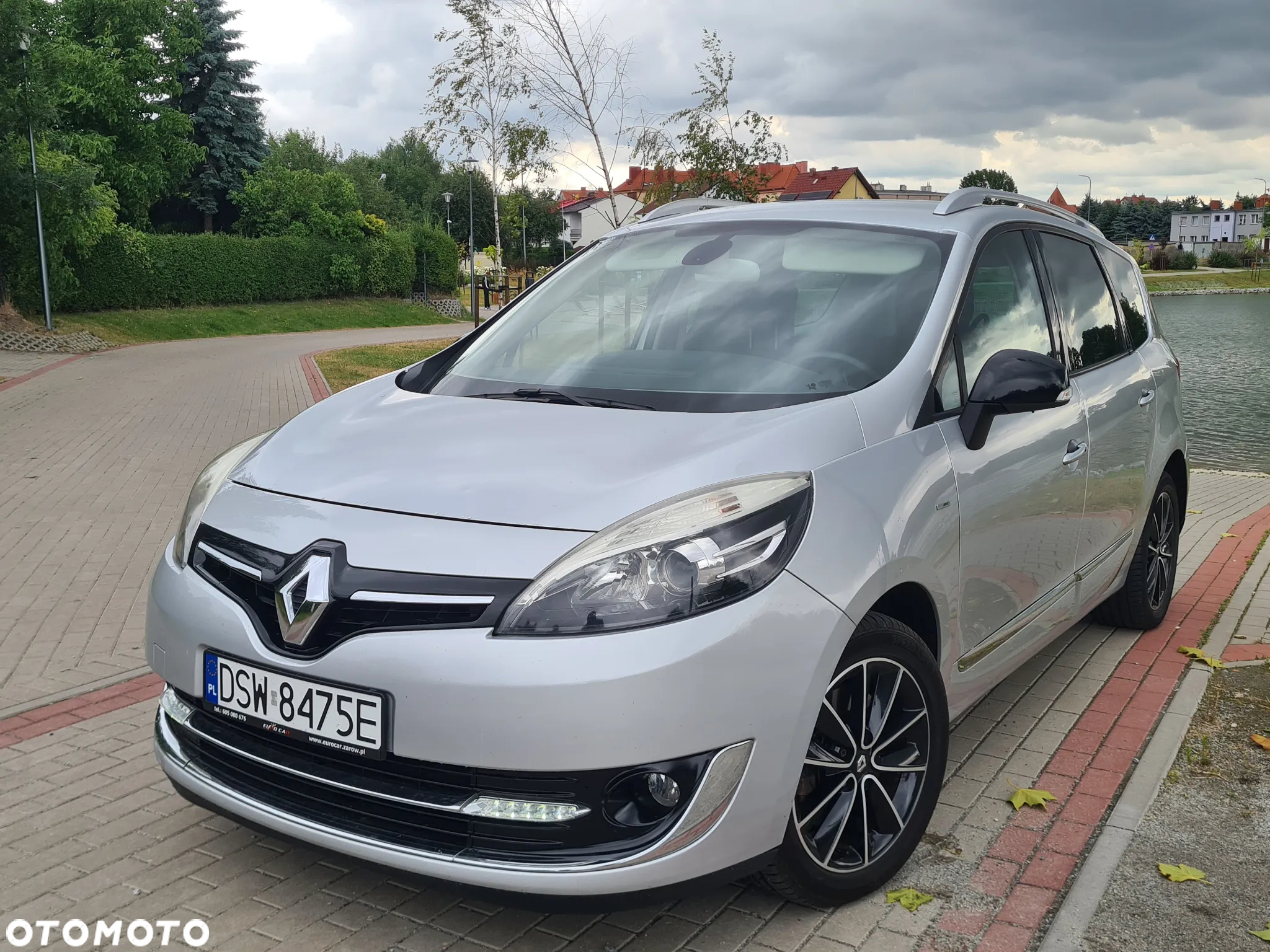 Renault Scenic dCi 160 Bose Edition - 6