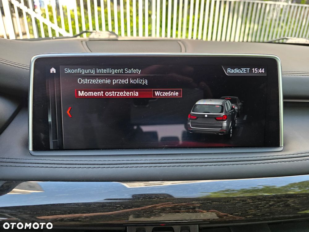 BMW X5 xDrive40d - 14
