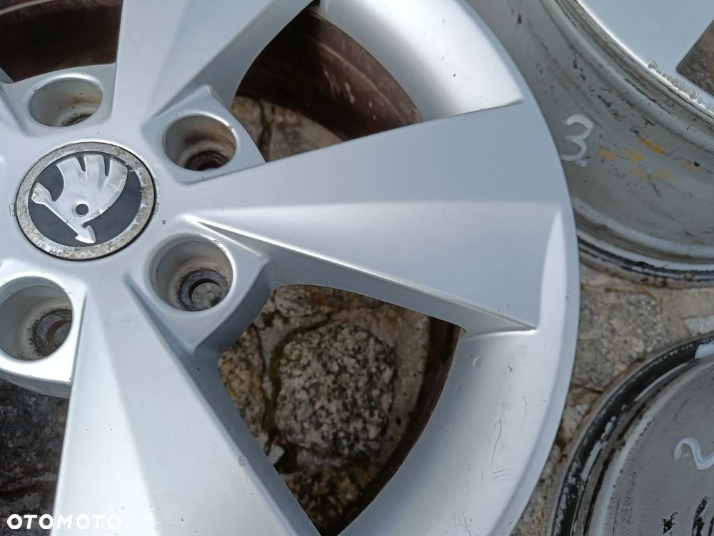 Felgi Aluminiowe 16 Skoda Octavia 3 5x112 ET46 5E0601025C Koła VW Seat Audi - 5