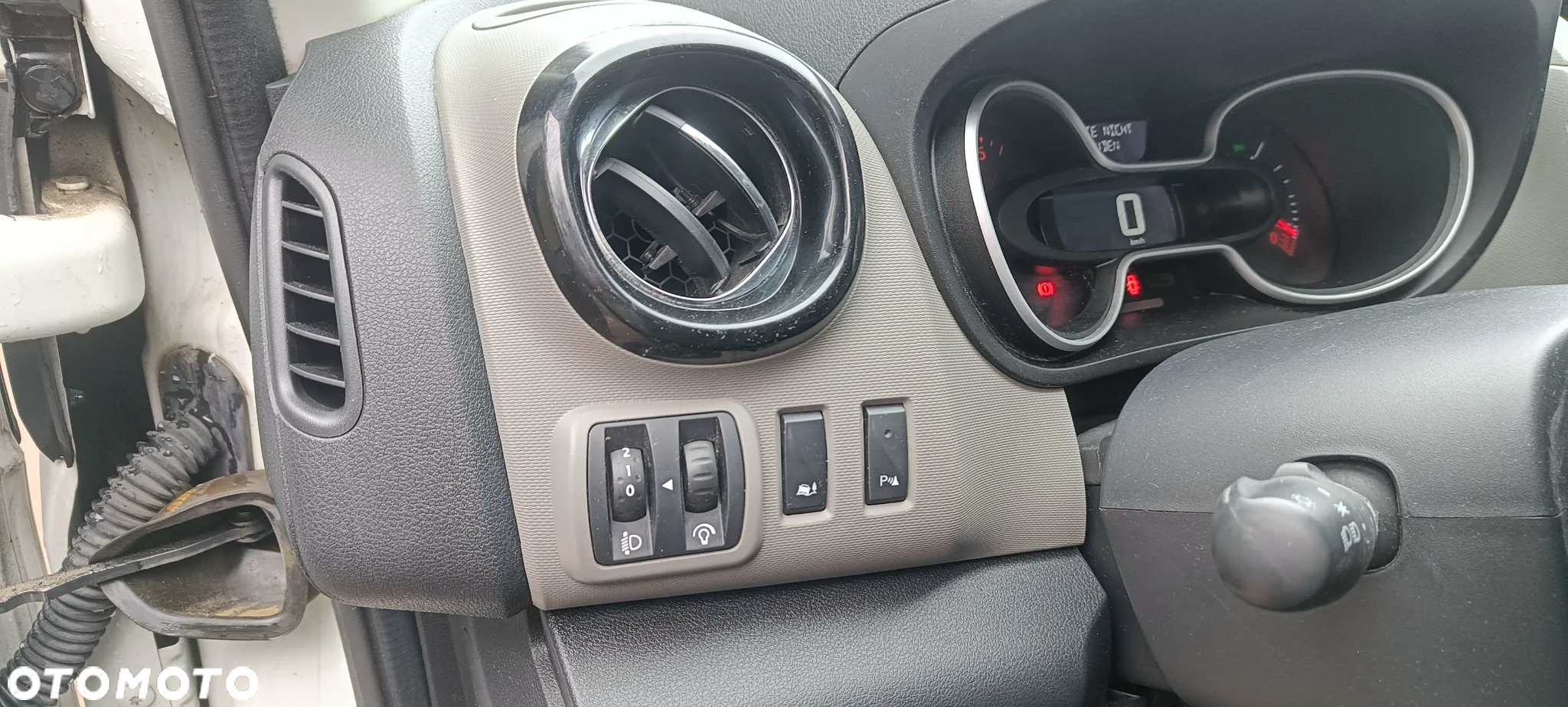 Nissan NV300 L1H1 2,7 dCi 121 Comfort - 12