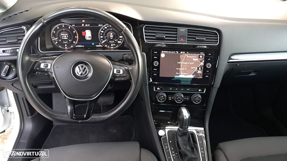 VW Golf 1.5 eTSI R-Line DSG - 25