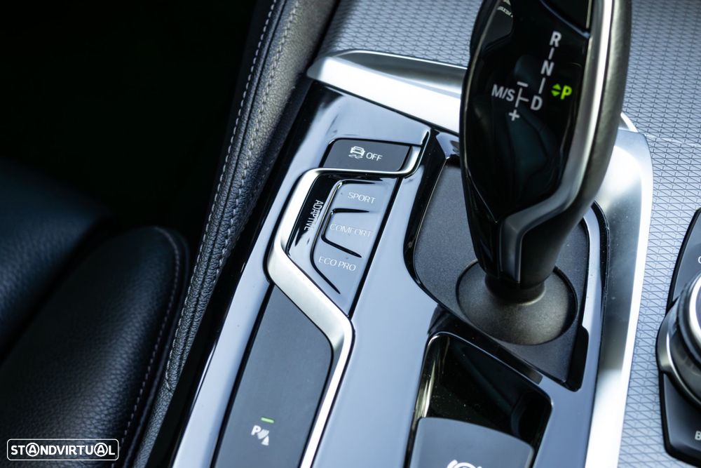 BMW M550d xDrive Auto - 27