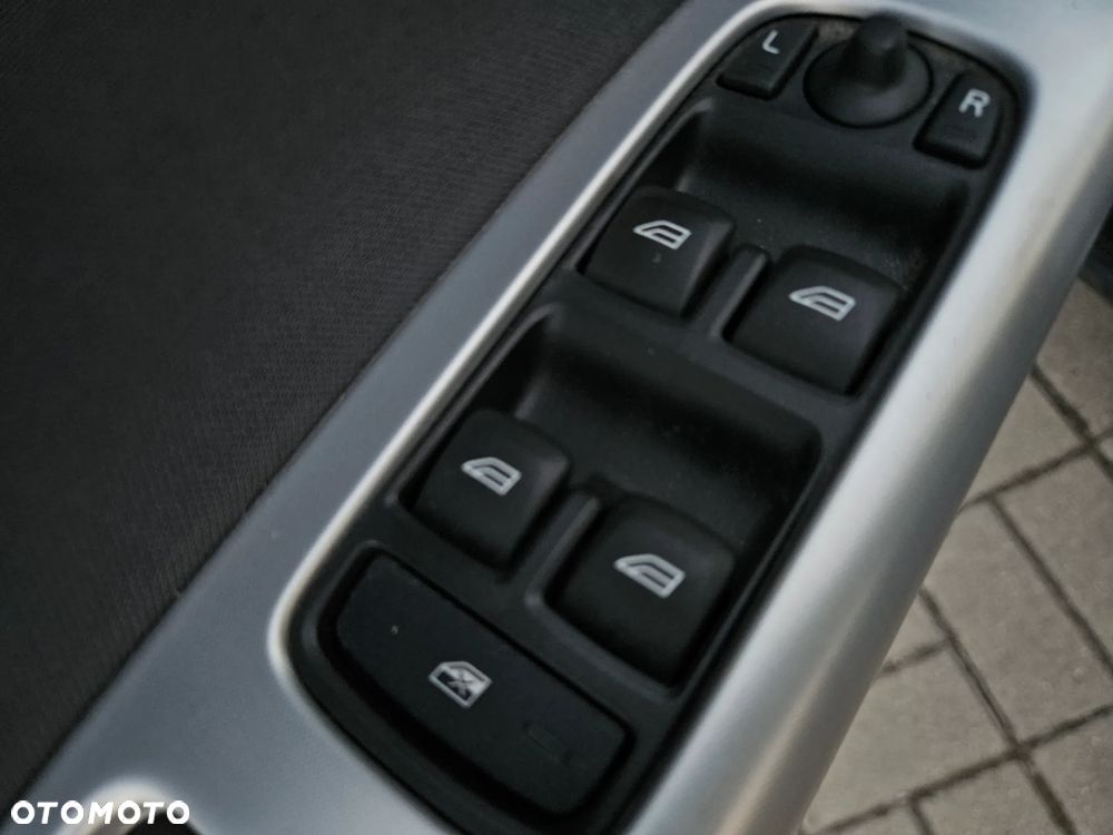 Volvo V50 DPF D2 Summum - 36