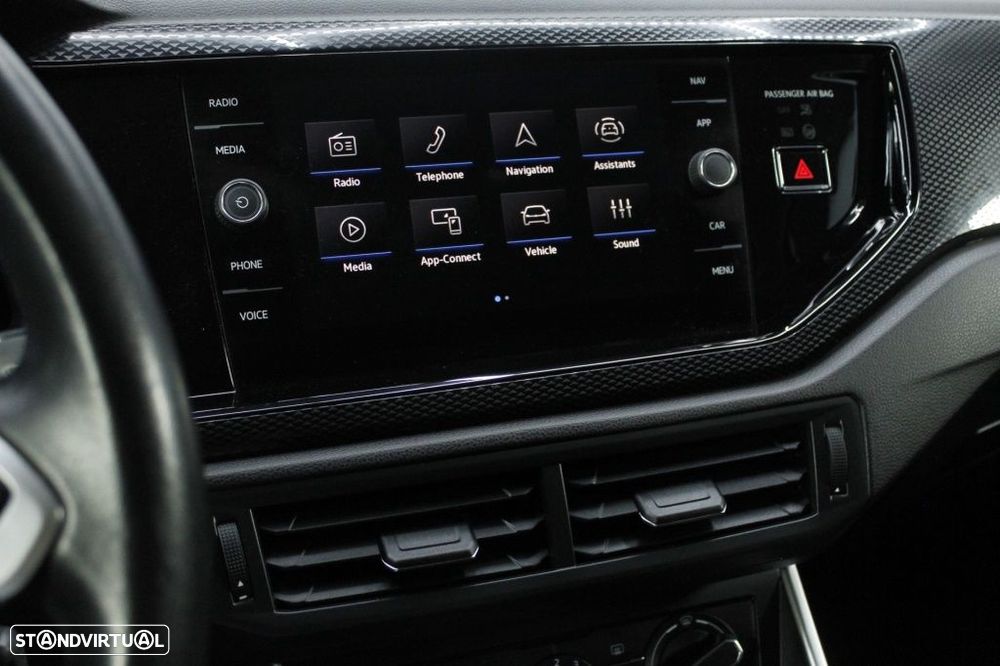 VW Polo 1.0 TSI Urban DSG - 29