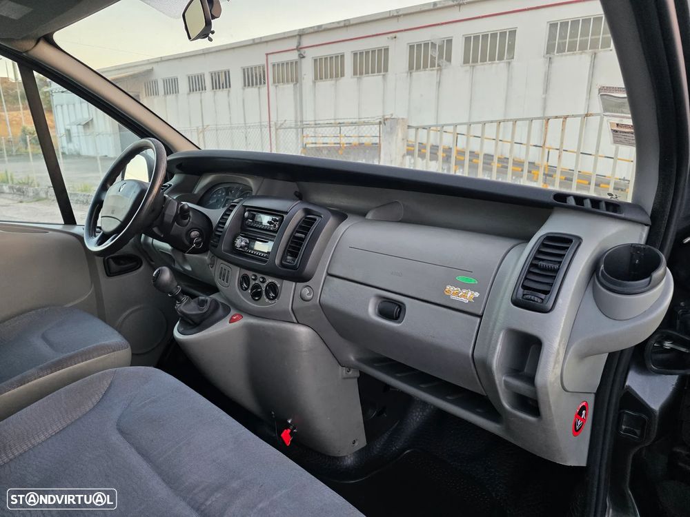 Renault Trafic 1.9 dCi L1H1 1T 100 9L - 11