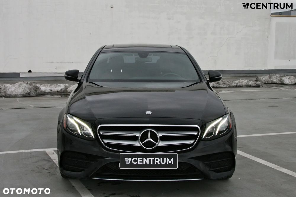 Mercedes-Benz Klasa E 300 9G-TRONIC AMG Line - 2