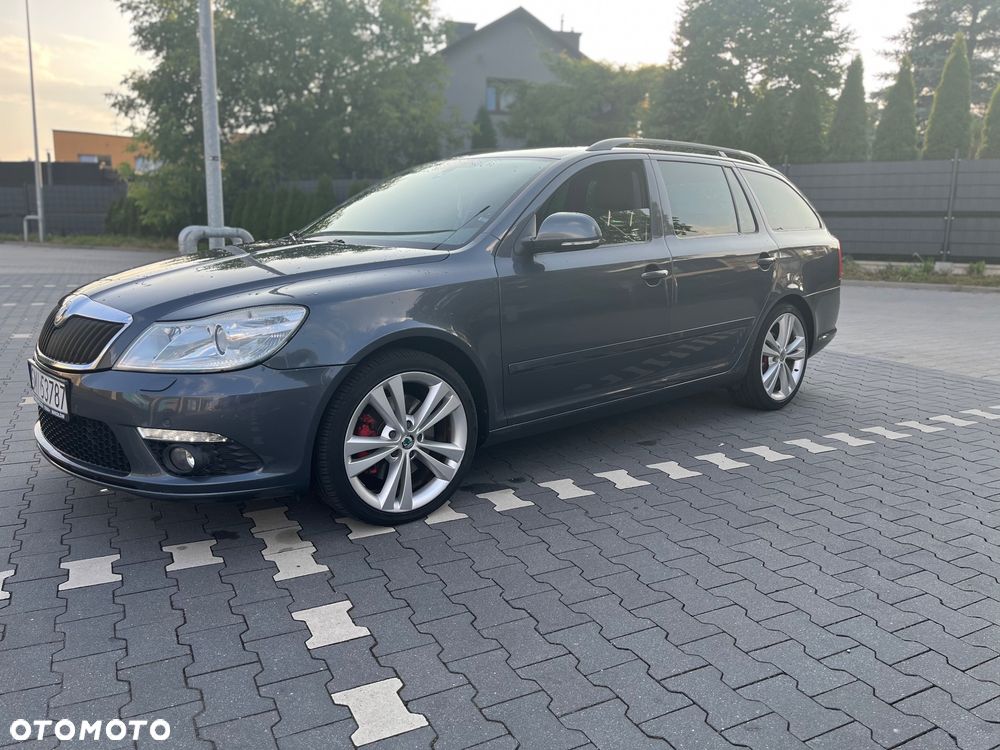Skoda Octavia 2.0 TDI CR DPF DSG RS - 7
