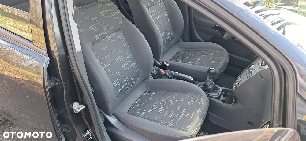Opel Corsa - 11