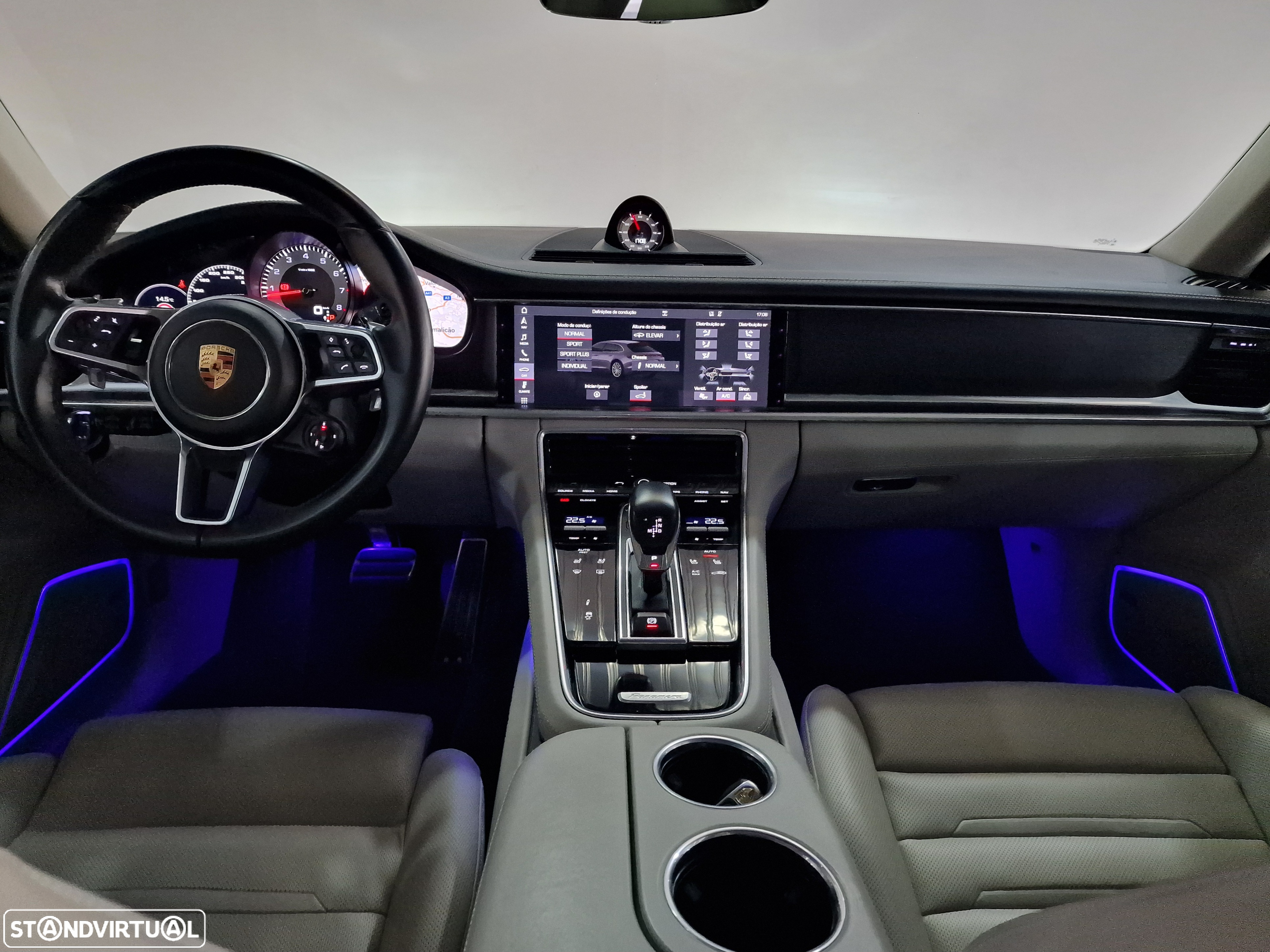 Porsche Panamera Sport Turismo 4S - 11