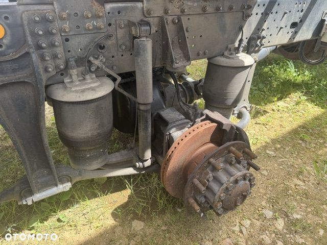 Most Iveco Stralis MS17X 6/37 - 1