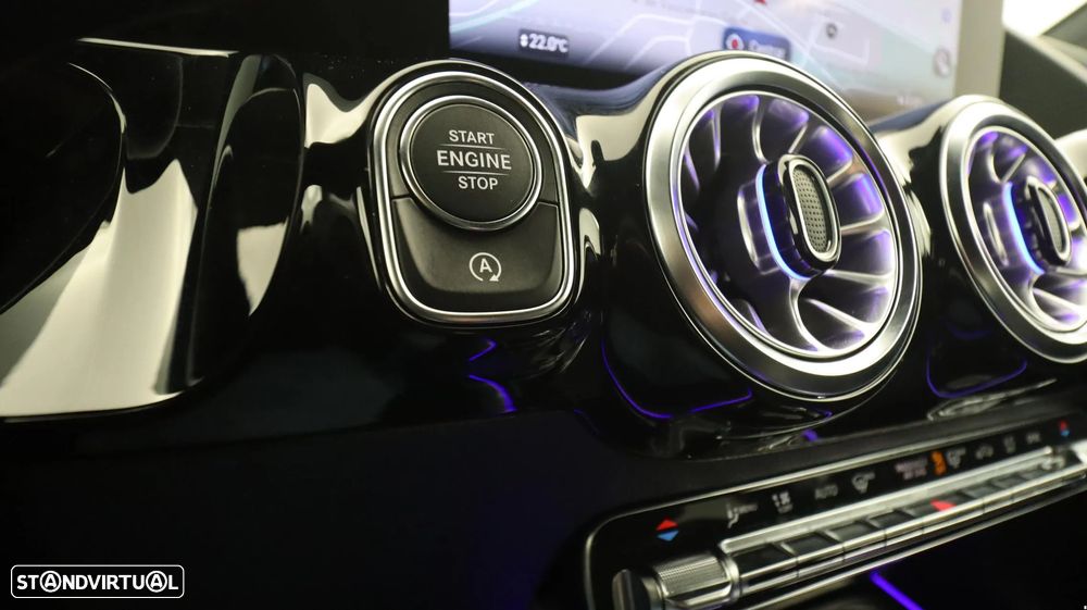 Mercedes-Benz GLA 180 d AMG Line - 23