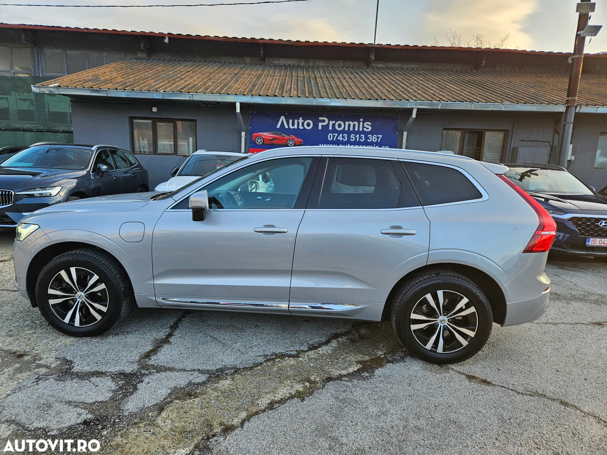 Volvo XC 60 T6 AWD Recharge Geartronic Inscription - 9
